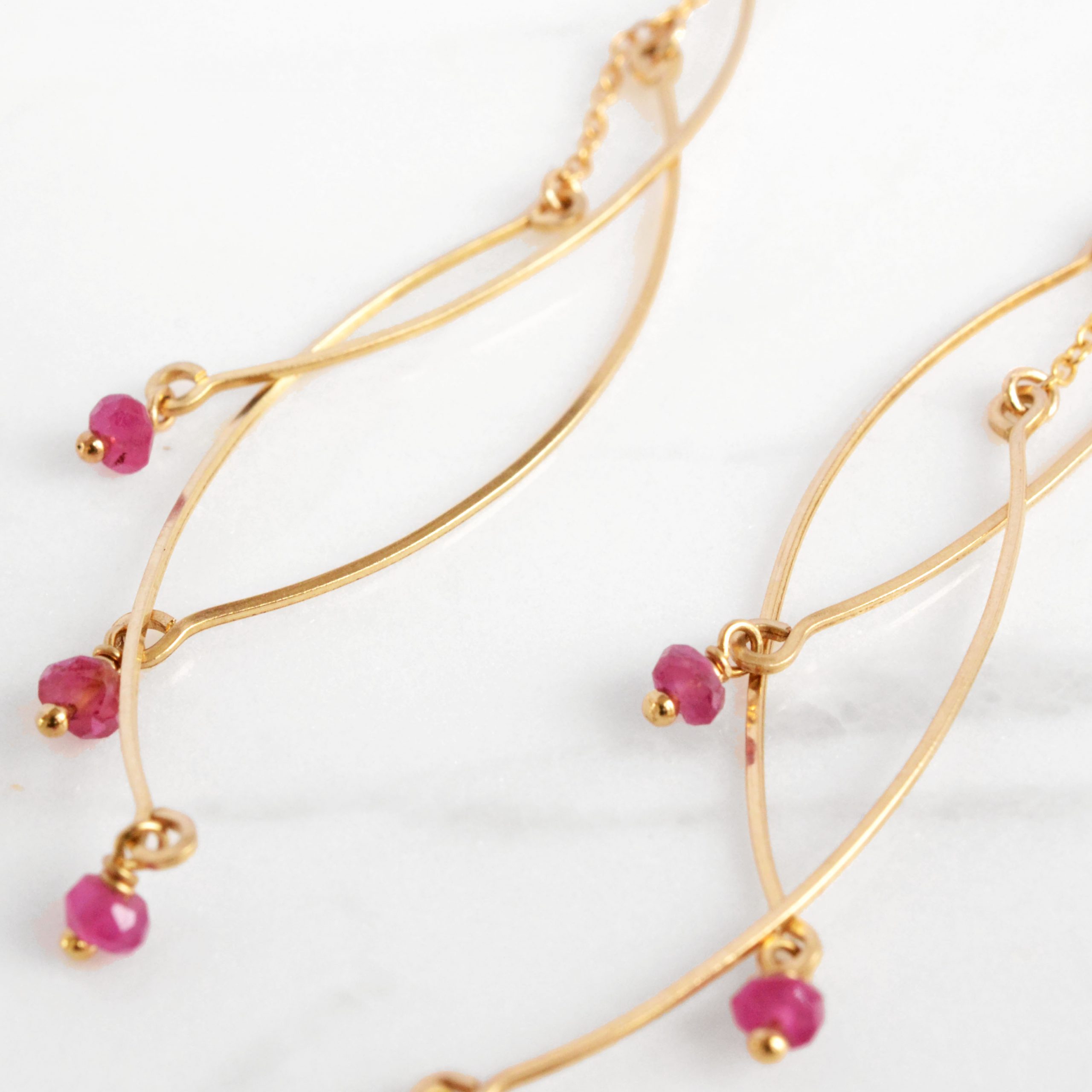 ルビーエアリーピアス 7月 Naturali Jewelry ルビーエアリーピアス 7月 Naturali Jewelry